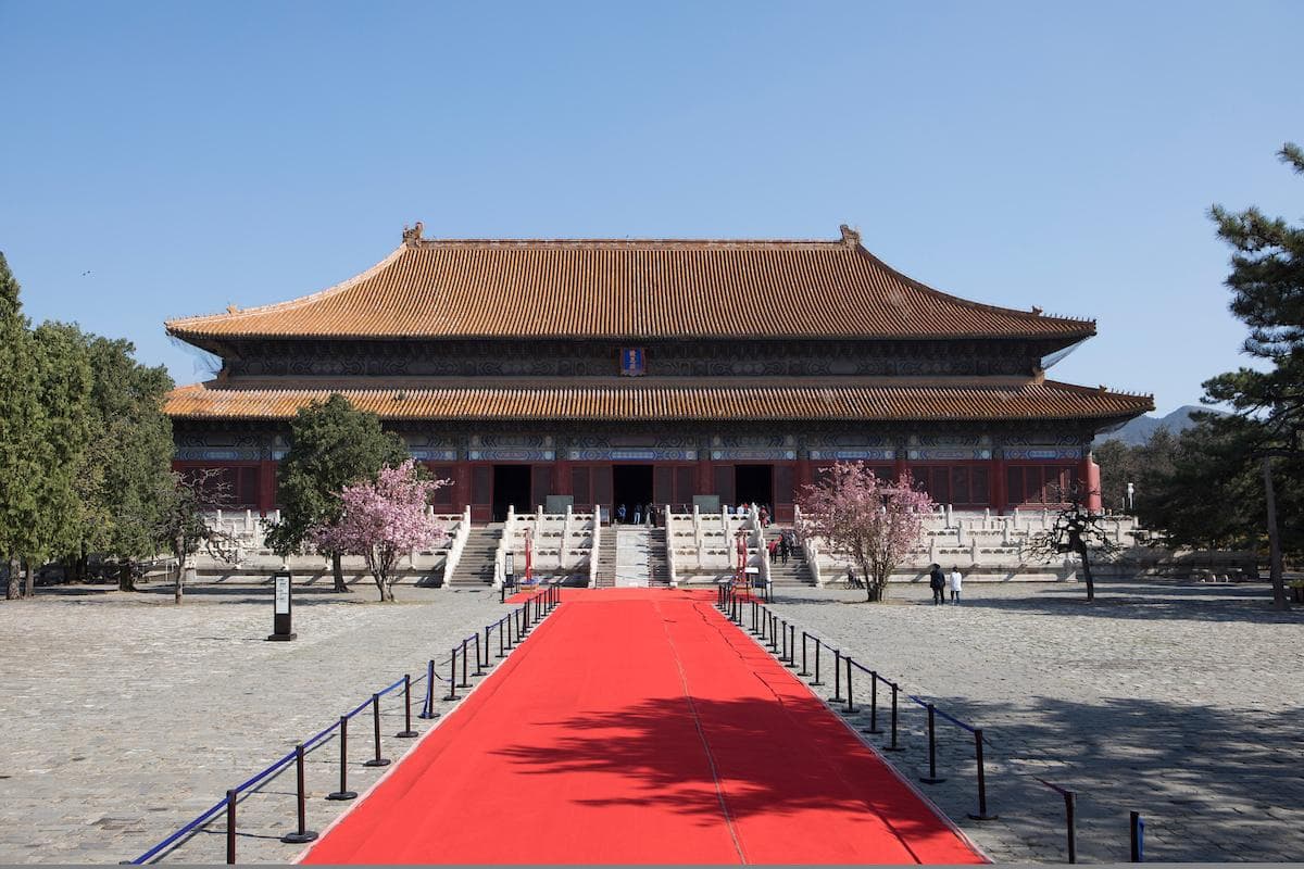 Ming Tombs (Ming Shisan Ling)