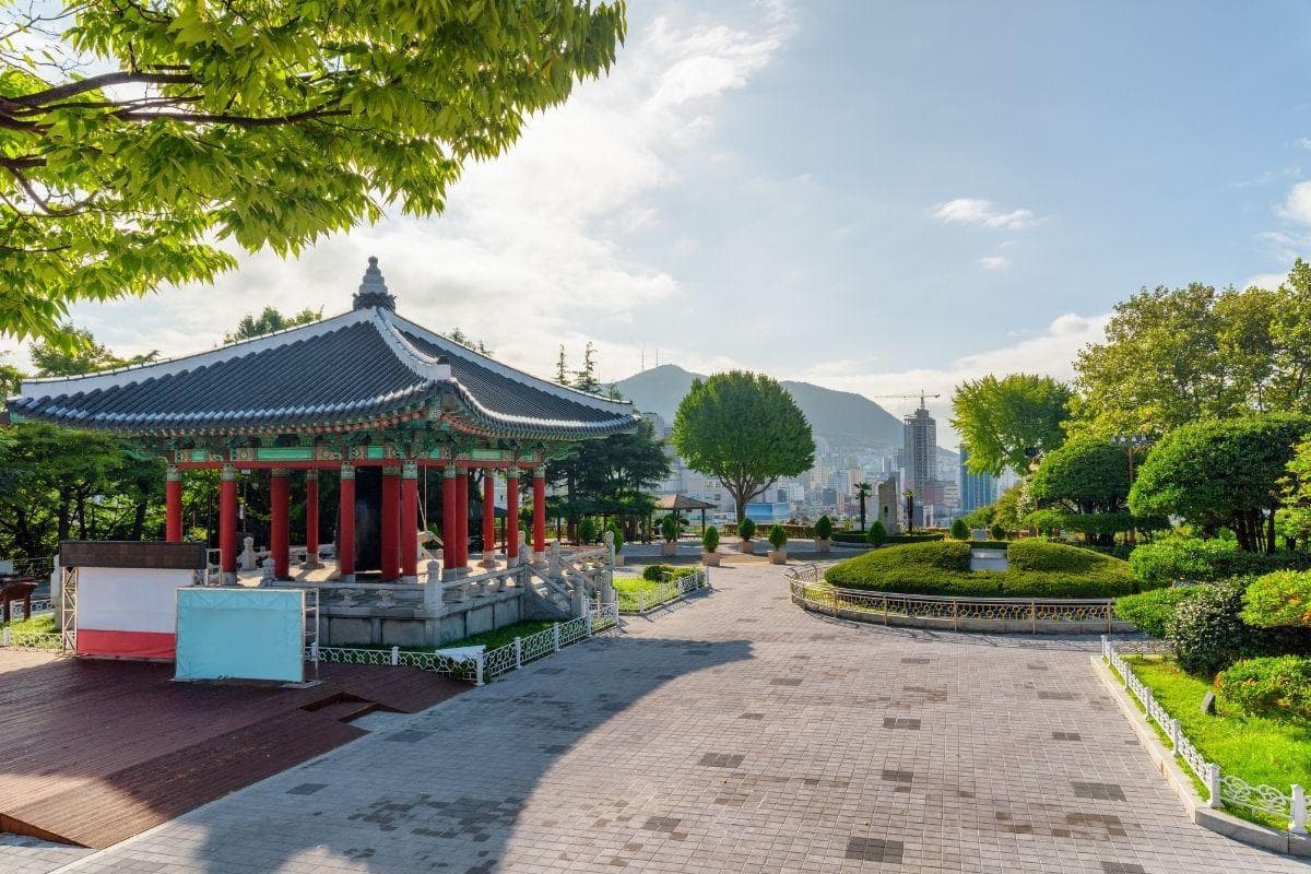 Yongdusan Park
