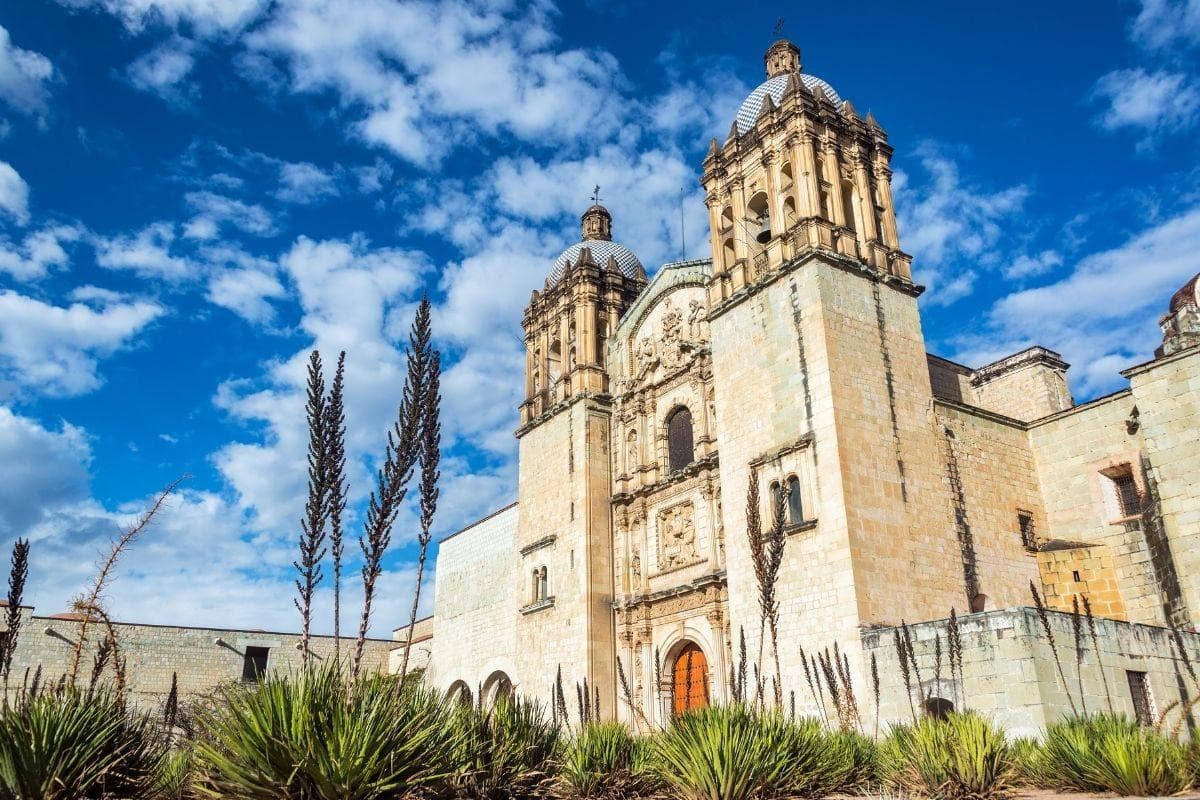 Santo Domingo de Guzmán Church (Templo de Santo Domingo de Guzmán)