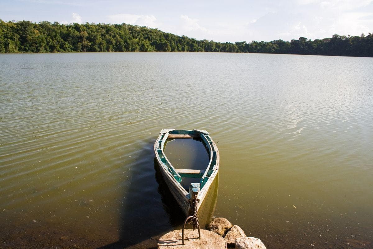 Lake Duluti
