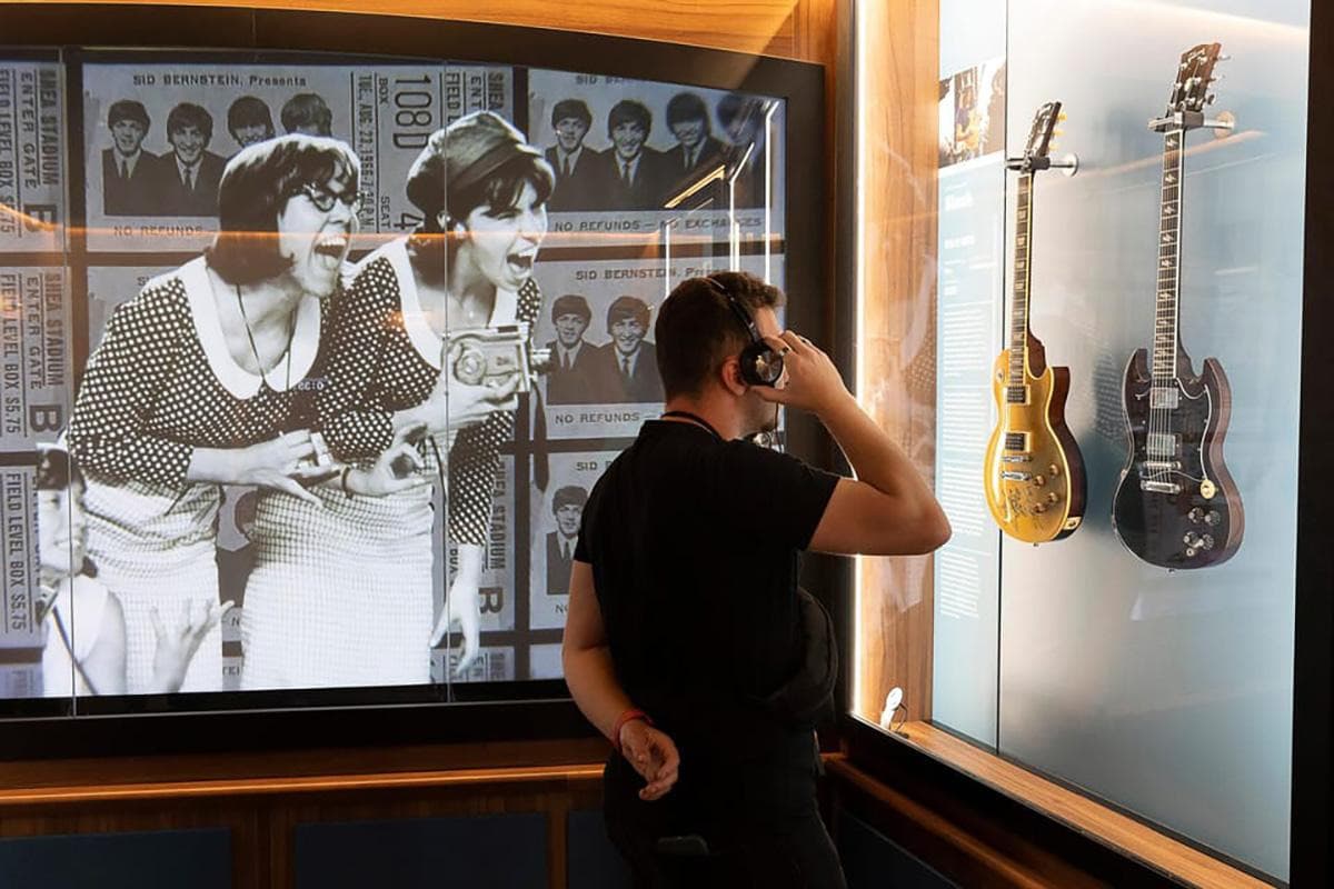 Guitar Legends Hall
