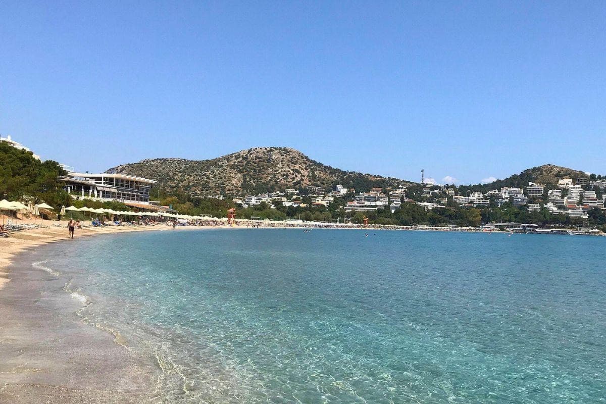 Vouliagmeni Beach (Akti Vouliagmenis)