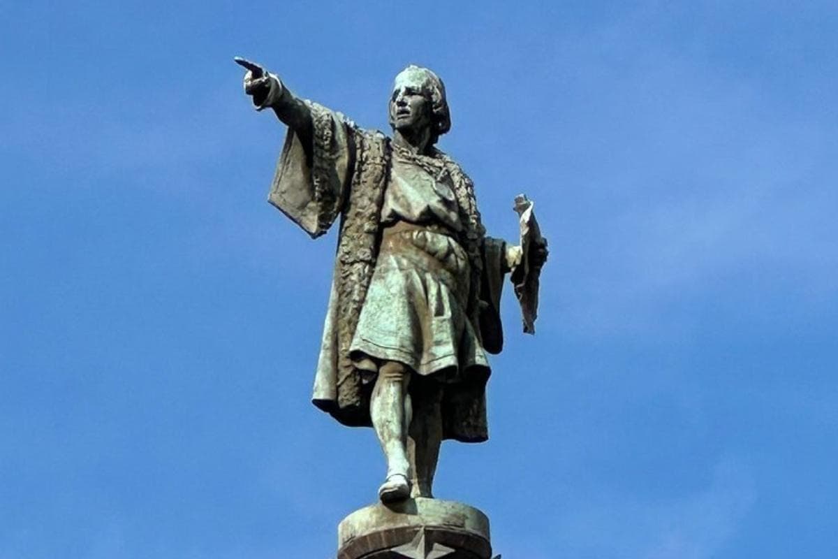 Columbus Monument (Mirador de Colom)