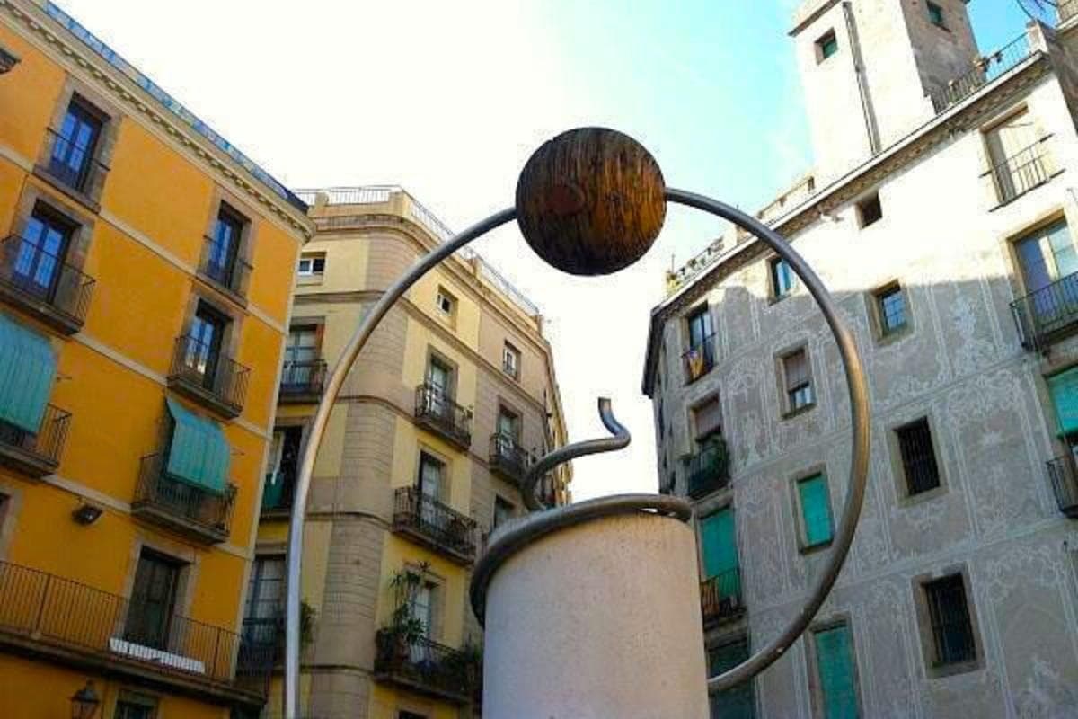 George Orwell Square (Plaça de George Orwell)