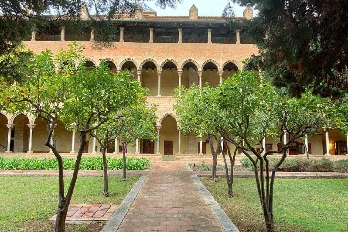Royal Monastery of St. Mary of Pedralbes (Monestir de Pedralbes)