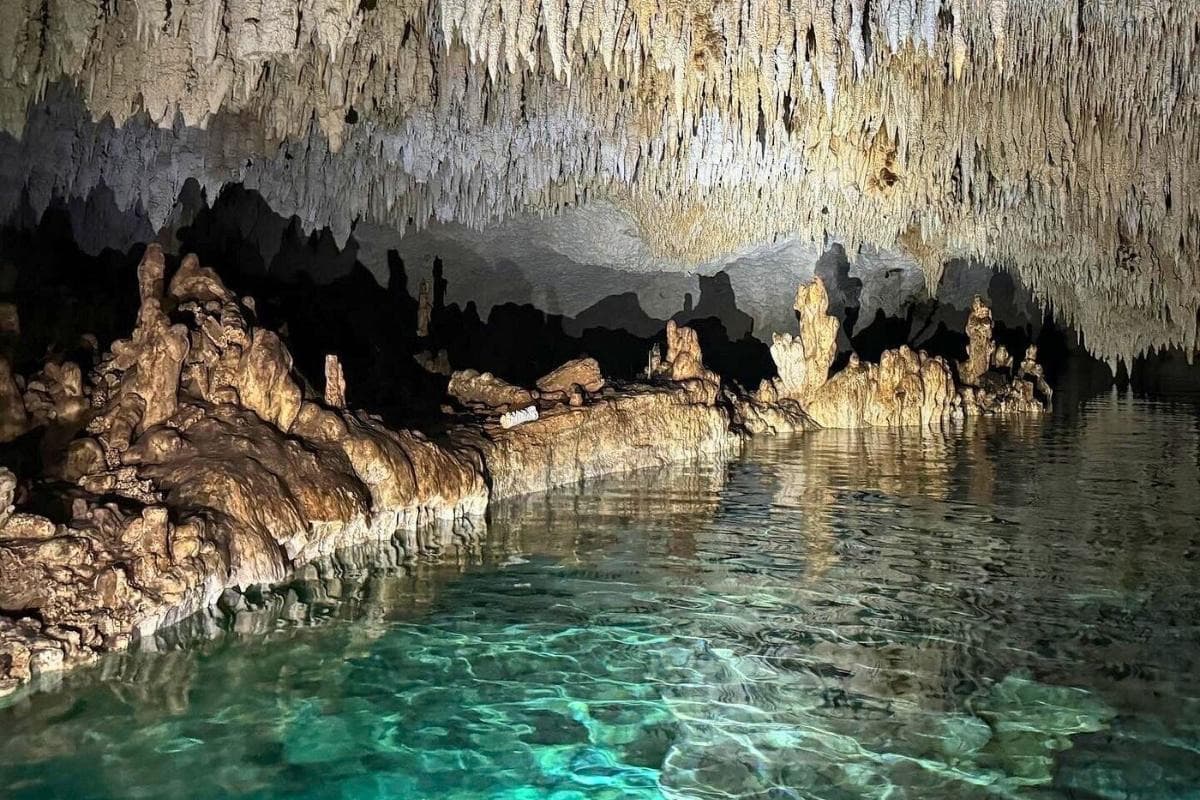 Cenote Nohoch Nah Chich