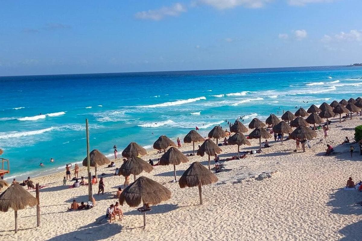 Playa Delfines