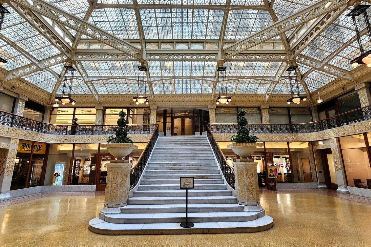 Rookery Building
