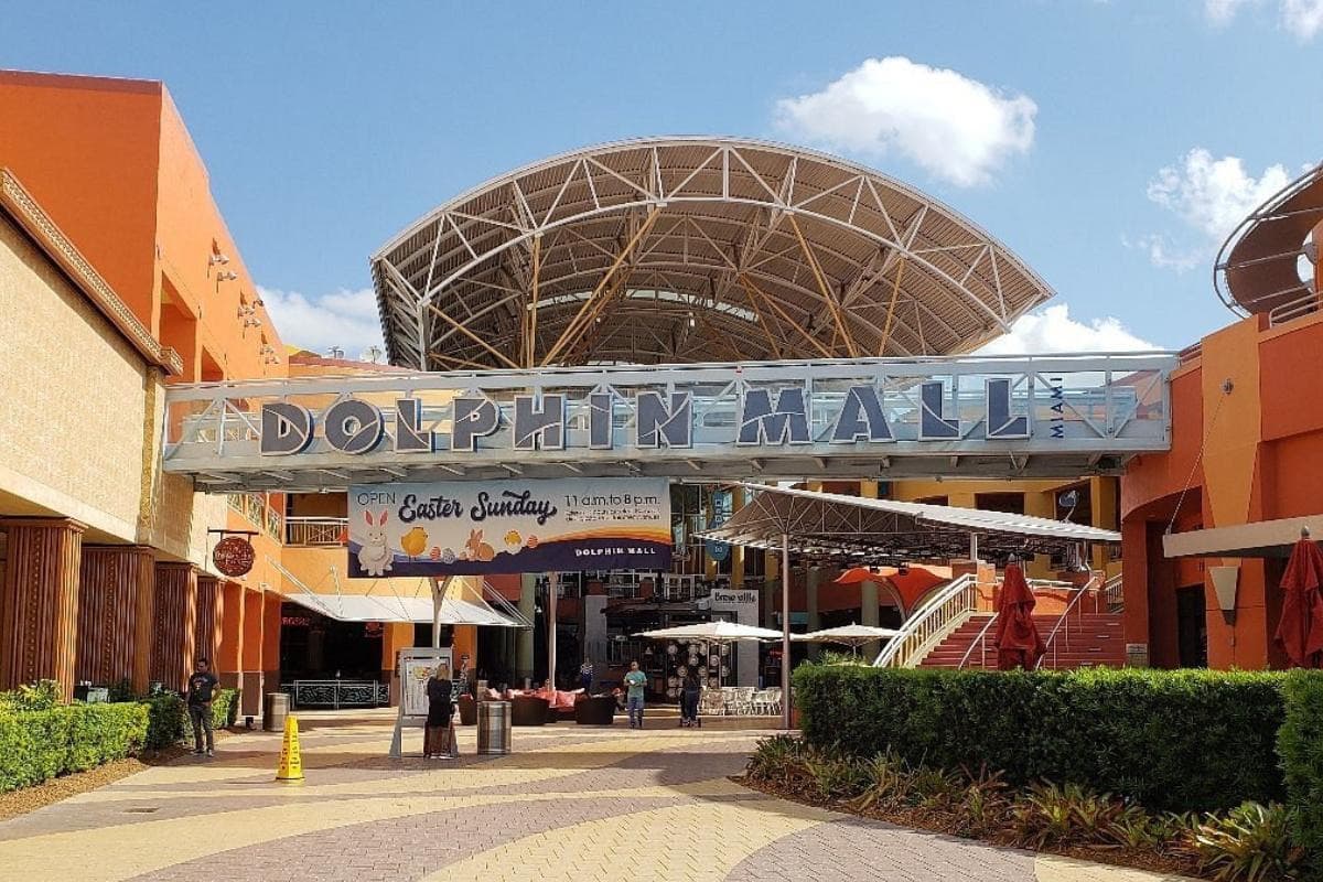 Dolphin Mall