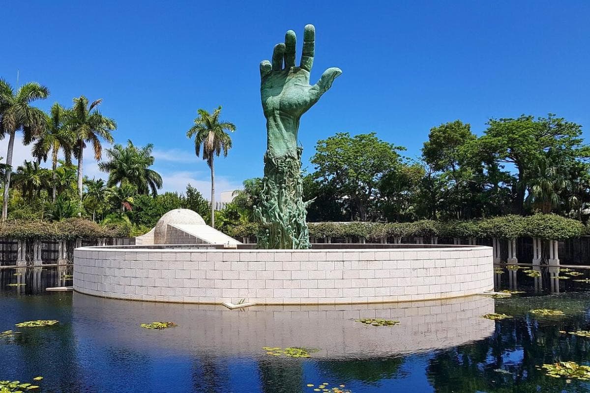 Holocaust Memorial Miami Beach