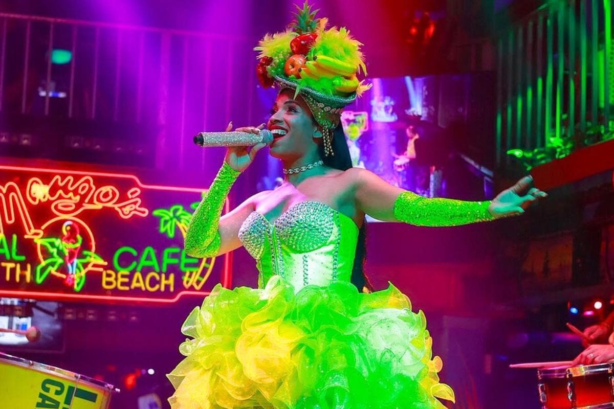 Mango's Tropical Café