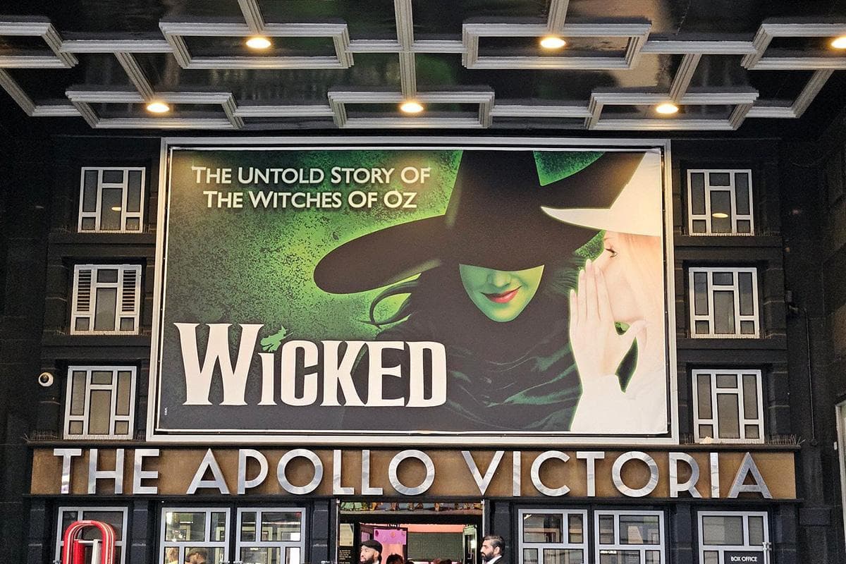 Apollo Victoria Theatre