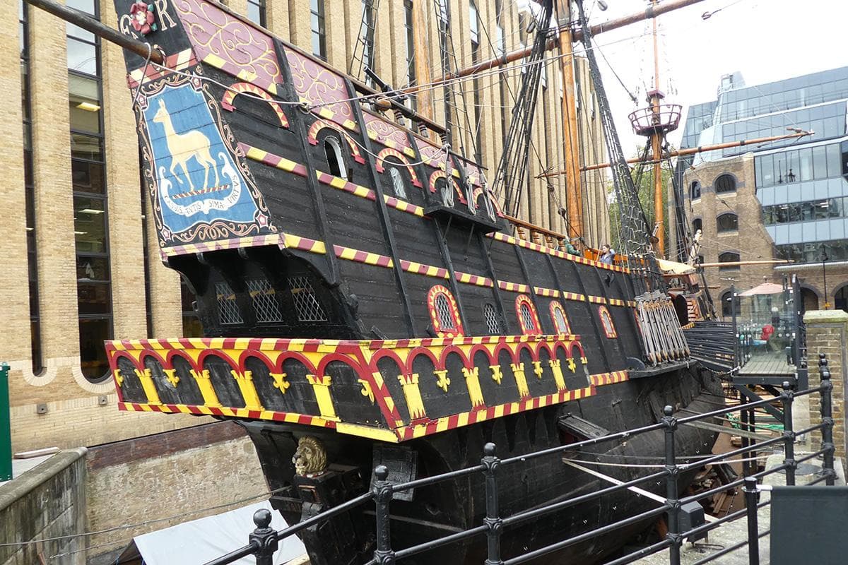 Golden Hinde