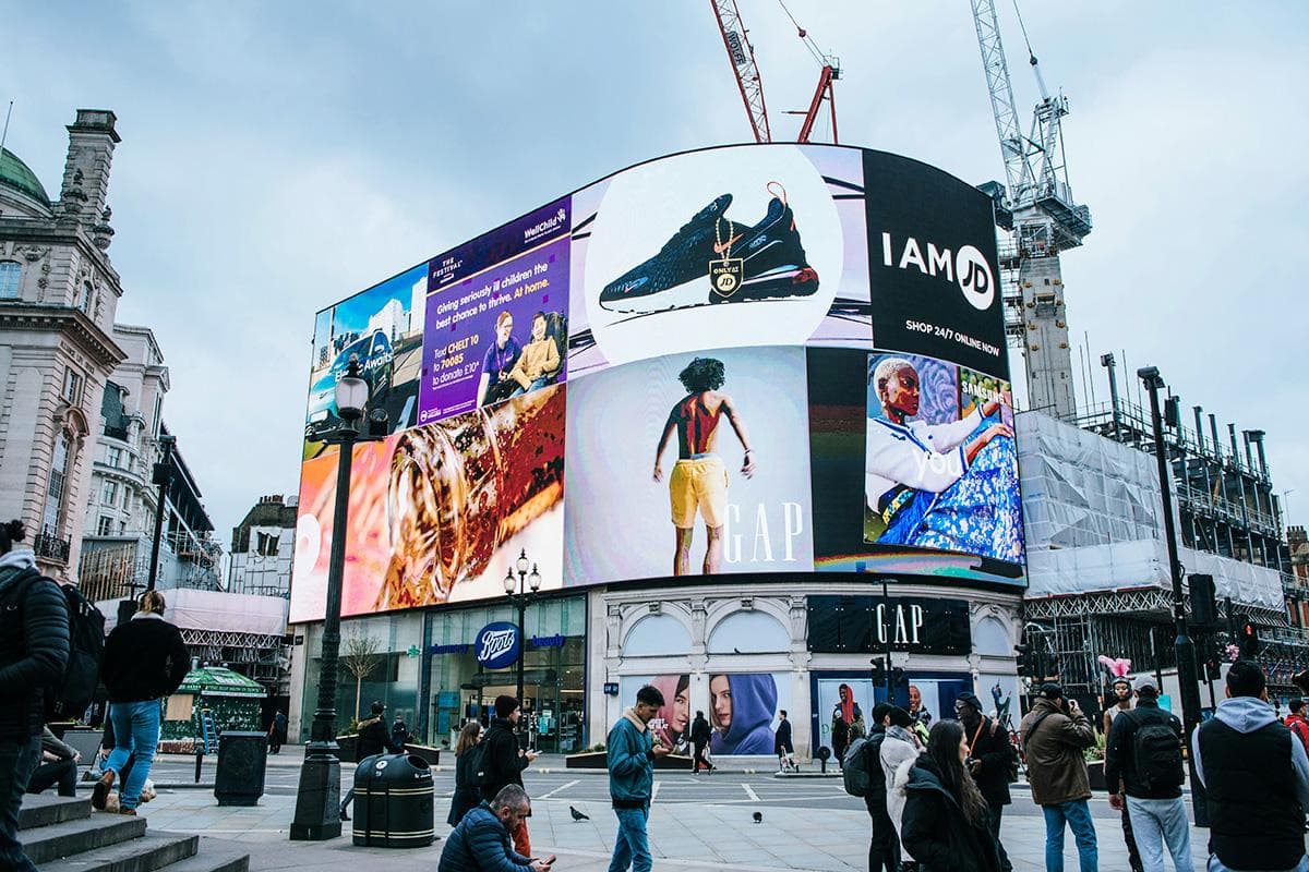 Piccadilly Circus
