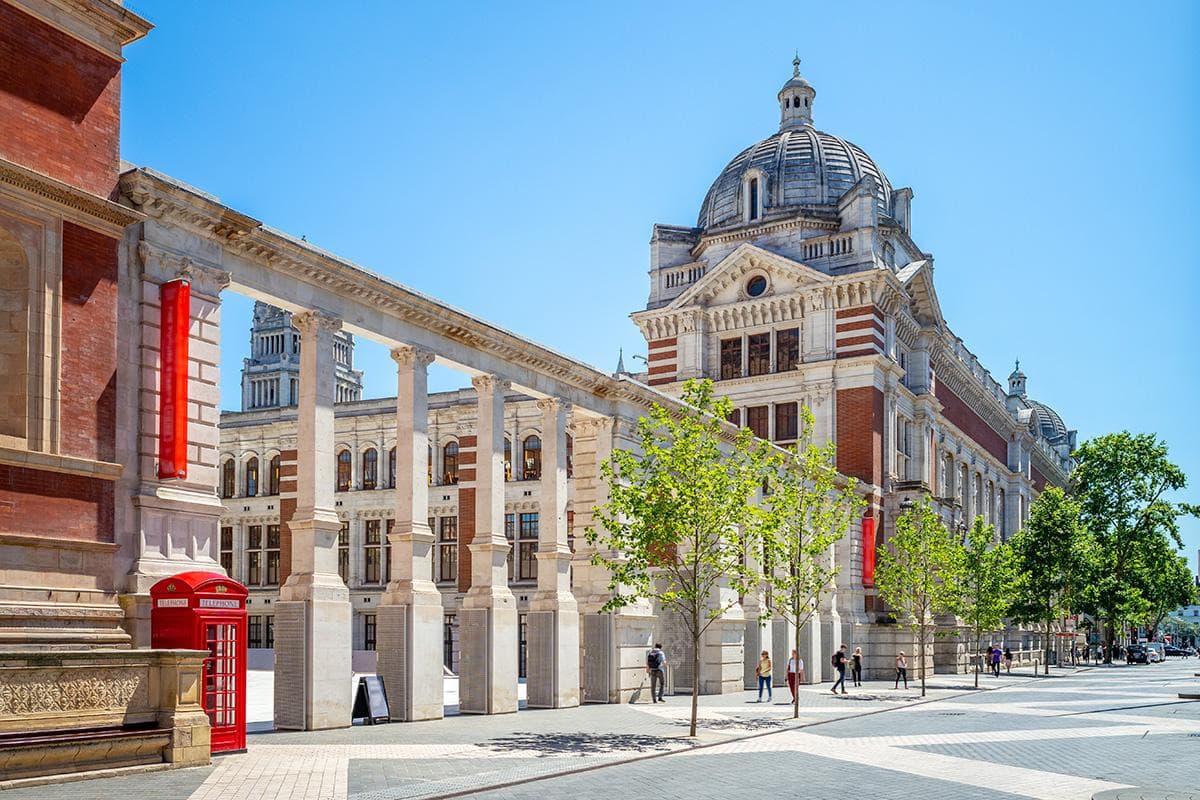 Victoria and Albert Museum