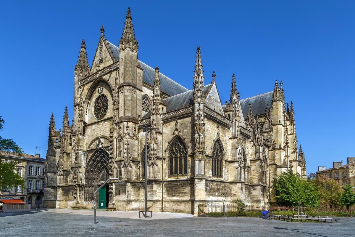 Basilica of St. Michael (Basilique St. Michel)