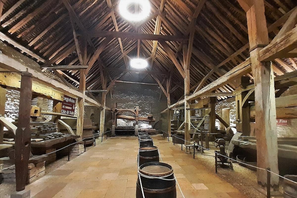 Musée du Vin de Bourgogne (Hôtel des Ducs de Bourgogne)