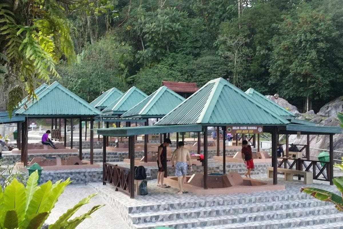 Poring Hot Spring & Nature Reserve (Poring Hot Springs)
