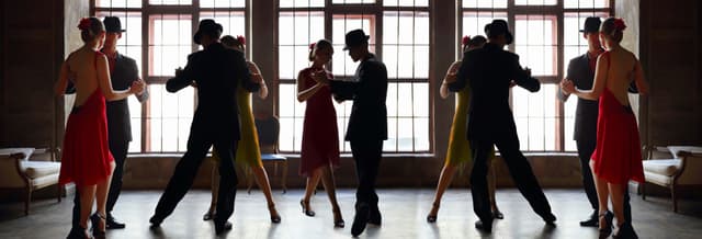 Tango show and Dinner at El Querandi