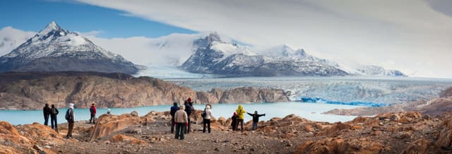 Estancia Cristina Hike & Boat Tour