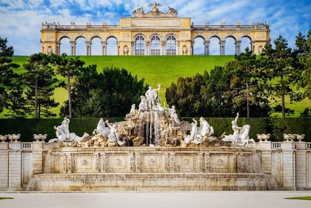 Schönbrunn Palace Tour