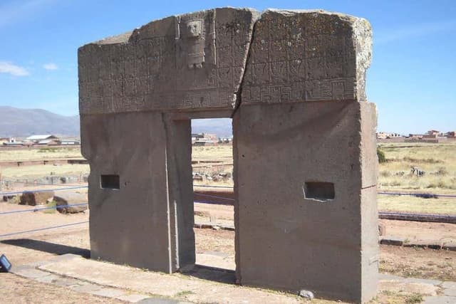 Tiwanaku and Lake Titicaca Day Trip