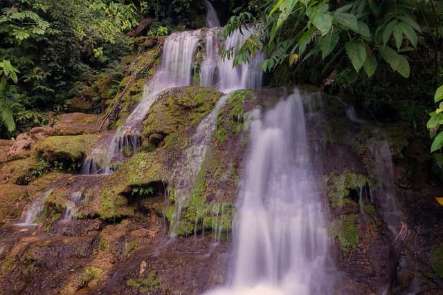 Peixe River Waterfalls Hiking Tour