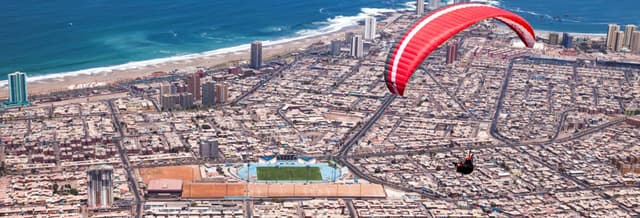 Iquique Paragliding Flight