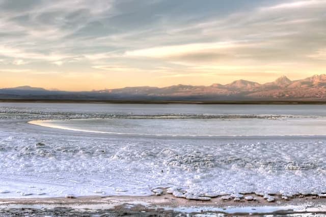 Cejar, Tebinquinche & Ojos de Salar Tour