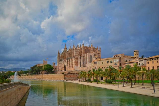 Palma and Valldemossa Day Trip