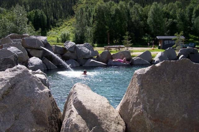 Chena Hot Springs Tour