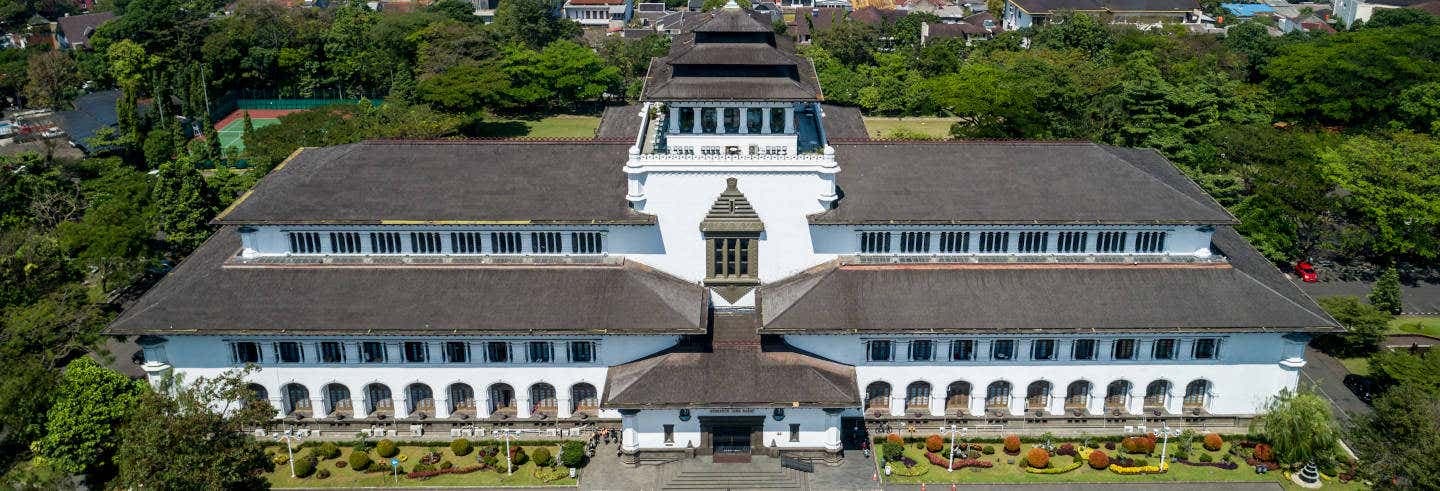 Bandung City Tour: Iconic Spots & Scenic Highlights