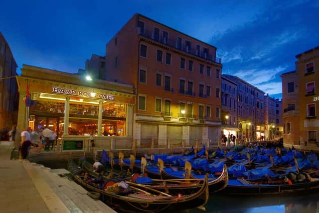Hard Rock Café Skip-the-Line Tickets