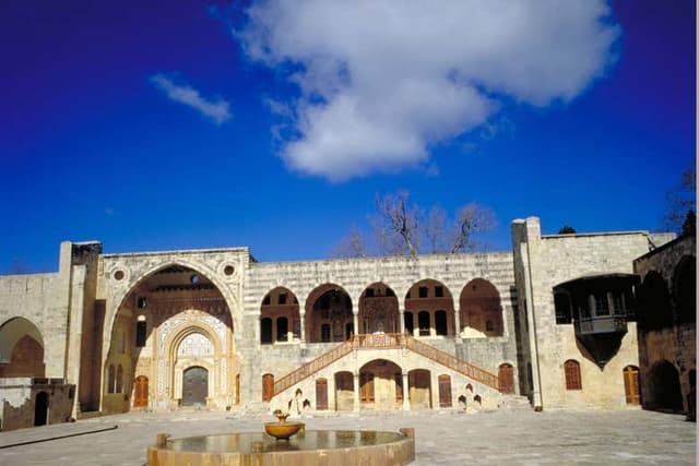 Day Trip to Deir el Qamar and Beit ed-Dine + Winery Tour