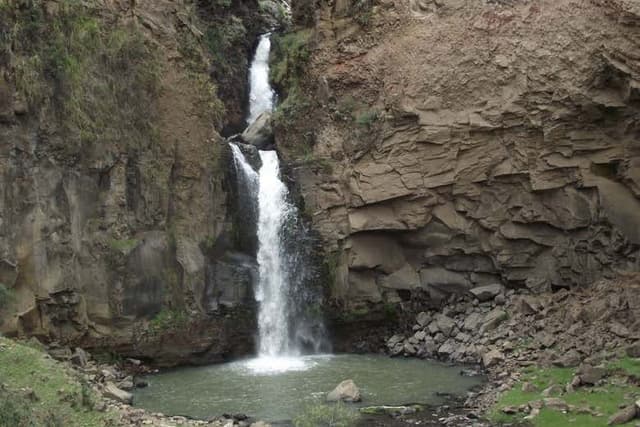 Cangallo Falls Hiking Tour