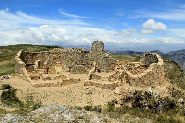 Marcahuamachuco Tour