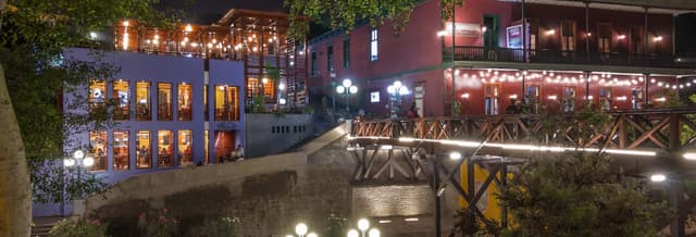 Barranco Tour with Dinner