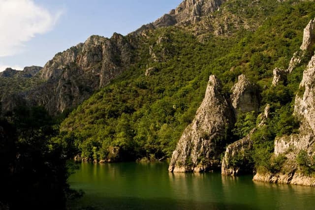 Matka Canyon & Millennium Cross Day Trip