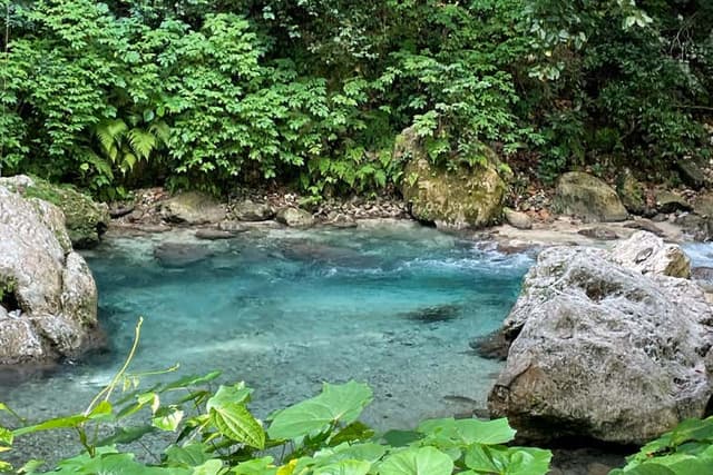 Balneario La Plaza Hiking