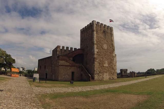 Ciudad Colonial Guided Tour