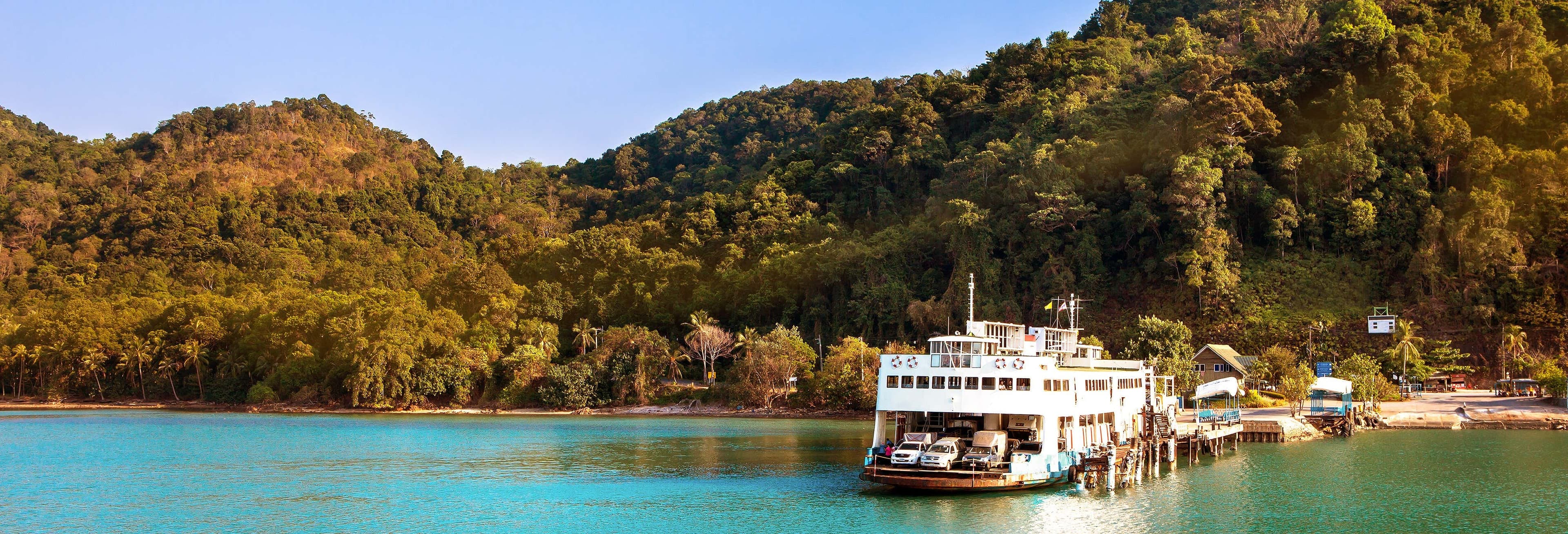Book Your Phi Phi to Phuket Ferry: Island Transfer Made Easy
