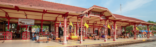 Hua Hin Day Tour: Tham Khao Luang, Train Station, Night Market