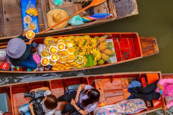 Authentic Damnoen Saduak Floating Market Boat Tours