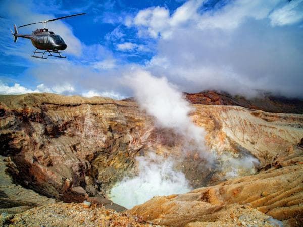 Kumamoto, Kyushu, Japan Day Trip | Kumamoto Castle & Asokadeli Zoo & Mt. Aso Crater & Kusasenri | Helicopter Experience Available On-Site | Departure from Fukuoka/Kumamoto