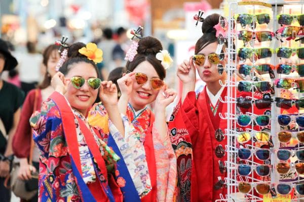 Best Kimono Rental Tours in Naha