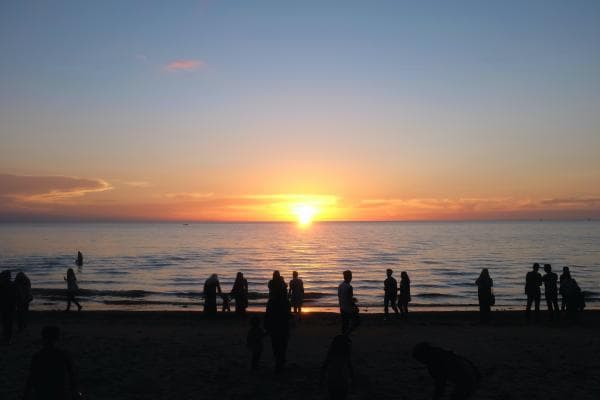 Kota Kinabalu City Sunset Tour: Pink Mosque, Floating Mosque, Handicraft Market, Tanjung Aru Beach Sunset | Sabah, Malaysia.