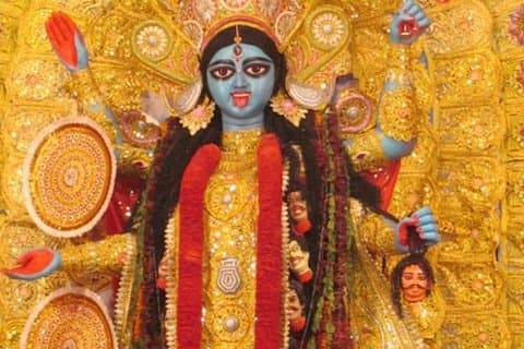 Temple and spiritual trail in Kolkata