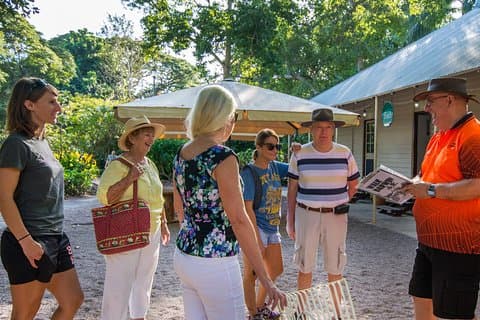 Walk the Darwin Botanic Gardens