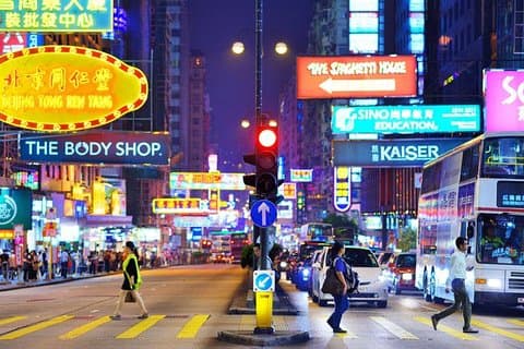 Hong Kong Tour: Sunset Peak Tram & Victoria Harbour Night Cruise
