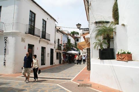 Mijas, Marbella and Banus Day Tour from Costa del Sol